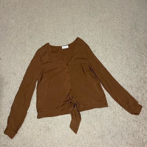 Love Sadie Brown Tie up long sleeve top Medium - Picture 1 of 7